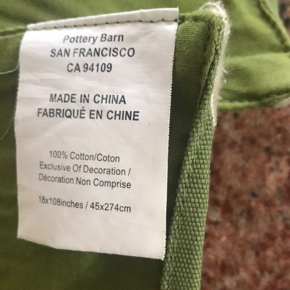 Beautiful, like new table runner by Pottery Barn - Picture 2 of 3